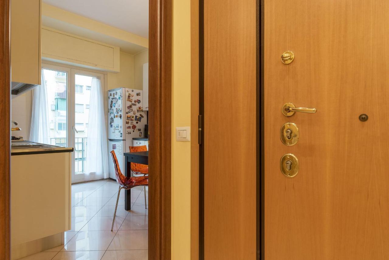 Lovely Flat Marconi District روما المظهر الخارجي الصورة